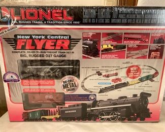 Never Opened LIONEL  New York Central Flyer Train  Set 