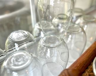 Stemless wine glasses