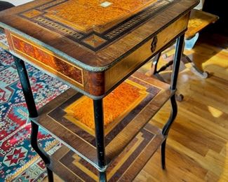 Antique French Napoleon lll inlaid table with box