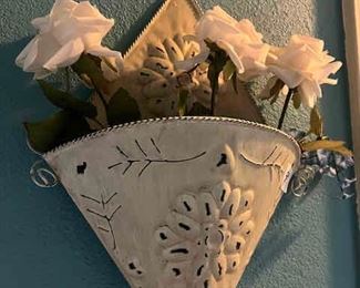 Tin Flower holder