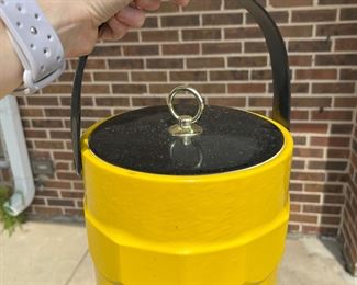 Super vintage yellow ice bucket $25