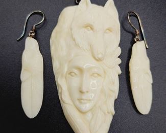 Cameo carving