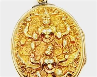 18k gold locket, India 
