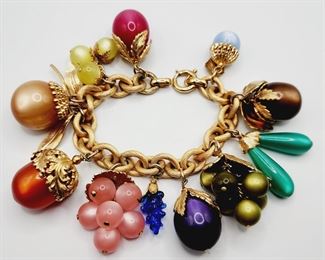 Napier fruit bracelet 