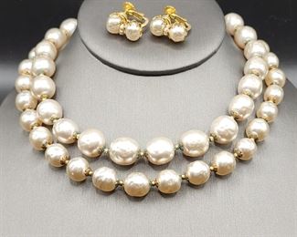 Miriam Haskell pearls