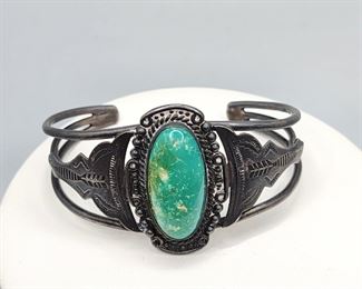 193OS TURQUOISE CUFF