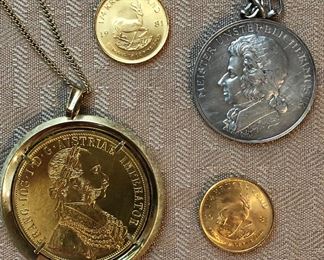 Nice coin collection including Austrian gold ducat pendant, 1981 ¼ gold Krugerands and more