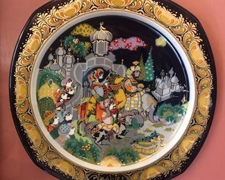 Fabulous collection of 1980s Bjorn Wiinblad Christmas plates