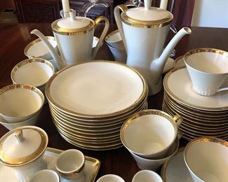 Scherzer Bavaria 50-pc coffee/tea/dessert china set