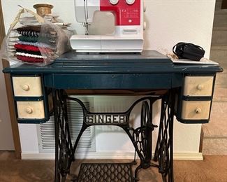 Vintage Singer Sewing Machine Table And Modern Portable Singer Sewing Machine and Sewing Notions