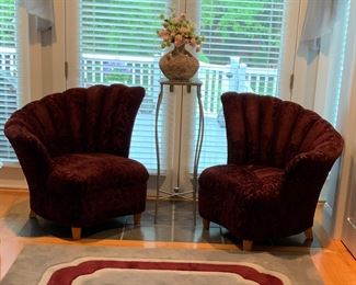 Luxurious and dramatic accent chairs. Excellent condition/no wear or tear. 