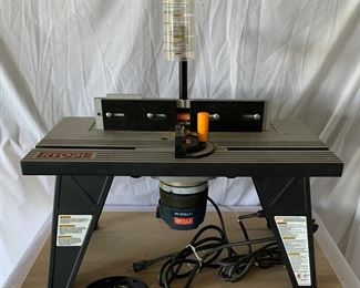 Ryobi router table in perfect working condition! Still trying to find more router bits though. They gotta be around this house somewhere!!!