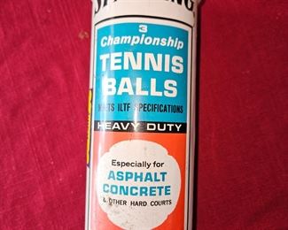 Vintage Spalding Tennis Balls & Can!
