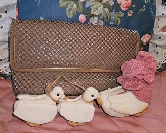 Vintage Metal Mesh Purse!
