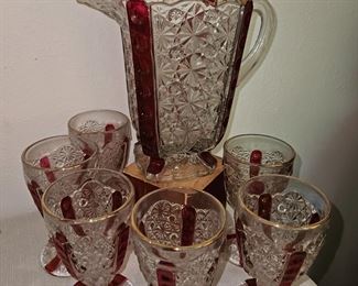 Daisy & Button Ruby Paneled Pattern Pitcher and Glasses!