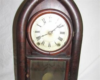 #16 - Terry & Andrews Gothic Beehive Clock