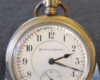 #137 -Illinois Burlington Special Grade 106, 2661271, 1914, 16s, 19j, moves freely - $100