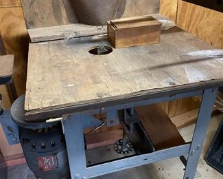 Router table
