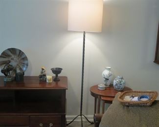 A PAIR OF HIGH END VISUAL COMFORTBRONZE FLOOR LAMPS.