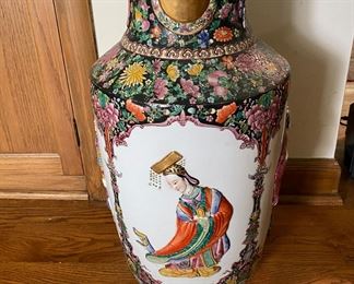 Chinese vase 25"h x 13" diameter