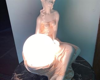 Italian porcelain figural lamp