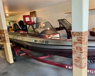 1997 Cajun 1700 Fish & Ski boat with all the trimmings, has newer Evinrude E Tec 115 Motor, custom covered front opening, depth finder and newer quality trolling motor. VERY NICE CONDITION!