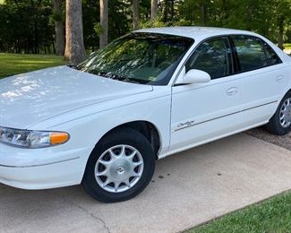 2001 Buick Century ONE OWNER smoke free car. Does have some blemishes as older adult owned. Great starter car for teen. 120,xxx miles. New tires.