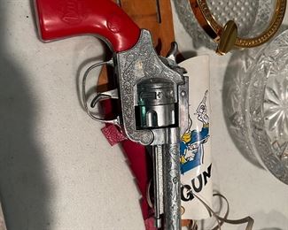 Toy Gun 