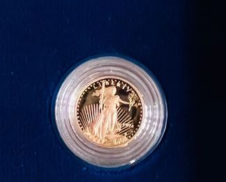 1/10 Gold American Eagle w COA & Case 