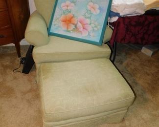 CLUB CHAIR WITH OTTOMAN