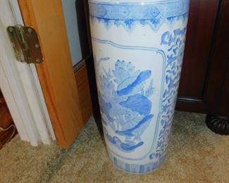 PASTE PORCELAIN UMBRELLA STAND