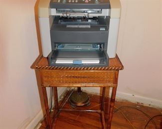 HP PRINTER AND TABLE STAND