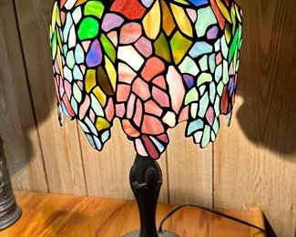 Tiffany STYLE lamp