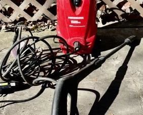 MADE IN ITALY ADORABLE LITTLE ENGINE RED POWERWASHER