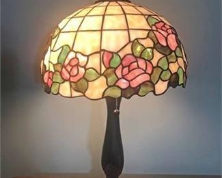 Tiffany Style Table Lamp 
