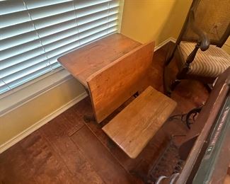 Victorian / Antique Schoolhouse desk