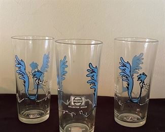 Vintage 1973 Looney Tunes Pepsi Collector Glasses