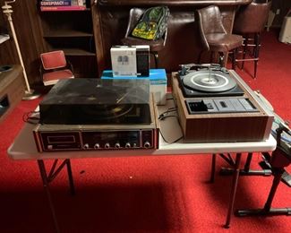 OLD STEREO PLAYERS 