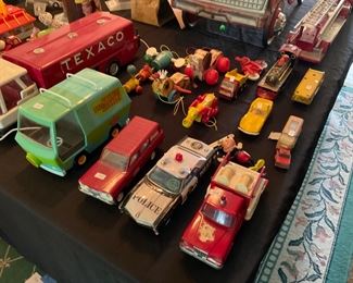 VINTAGE TOYS