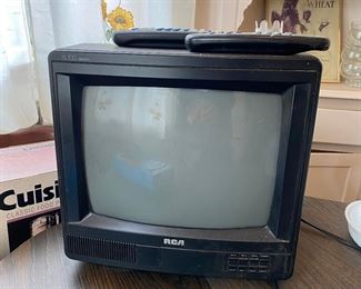 RCA NTSC TV monitor w/ remote
