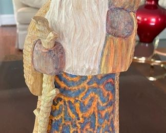 Carved Wood Folk Art Santa, Signed By Artist. Photo 1 of 3.