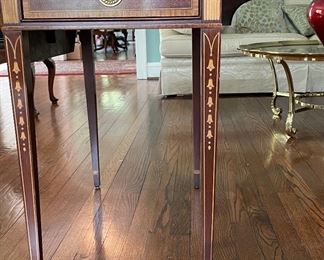 Council Craftsman Pembroke Table with Satinwood Inlay. Measures 27" x 17.5" x 27" H With Two 7.5" Drop Leaves. Photo 3 of 5.