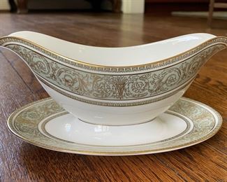 Royal Doulton English Renaissance China Set:
12 Soup Bowls, 10 Salad Plates, 8 Dinner Plates, 12 Bread & Butter Plates, 12 Cup & Saucers and 10 Serving Pieces. Photo 4 of 6.