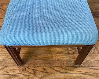 Council Mahogany Satinwood Banded Pedestal Table / Game Table & 4 Chair Set. Measures 48" D x 39.5" H. Photo 5 of 5.