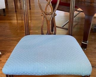 Council Mahogany Satinwood Banded Pedestal Table / Game Table & 4 Chair Set. Measures 48" D x 39.5" H. Photo 4 of 5.