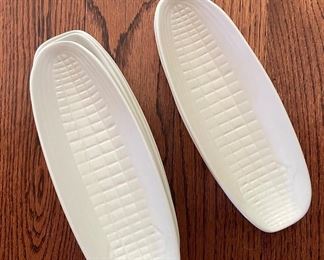 Set of 8 Cordon Blue Corn Holders.