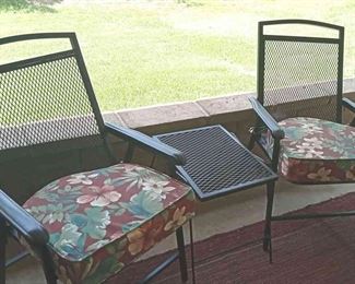 2 Folding Lattice Back Patio Chairs 2Cushions, Small Table