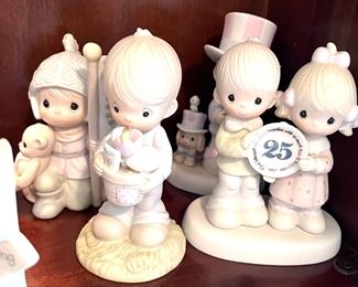 TONS!! of Precious Moments