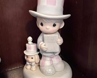 TONS!! of Precious Moments