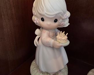 TONS!! of Precious Moments